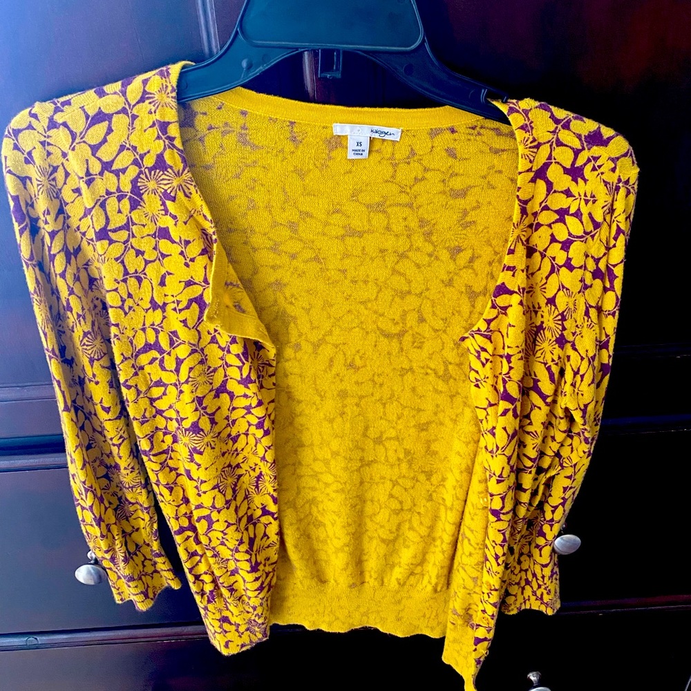 Yellow with Purple Cardigan Size XS